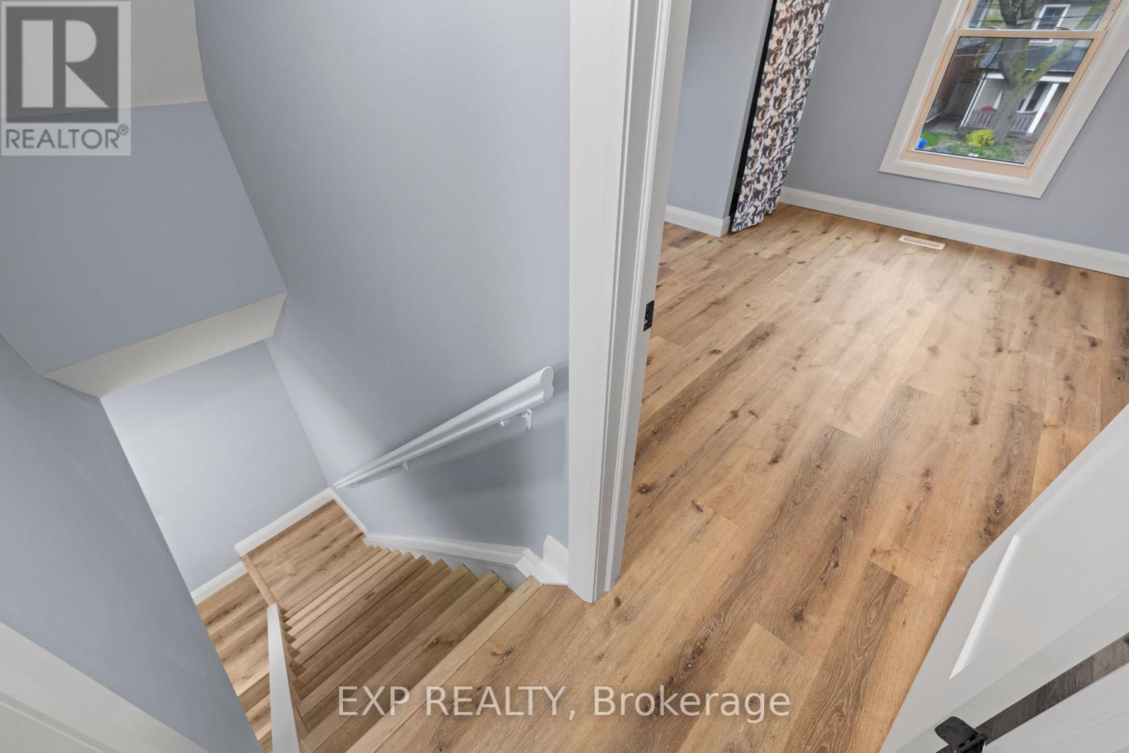 24 East 24th Street, Hamilton, Ontario  L8V 2X7 - Photo 25 - X13067426