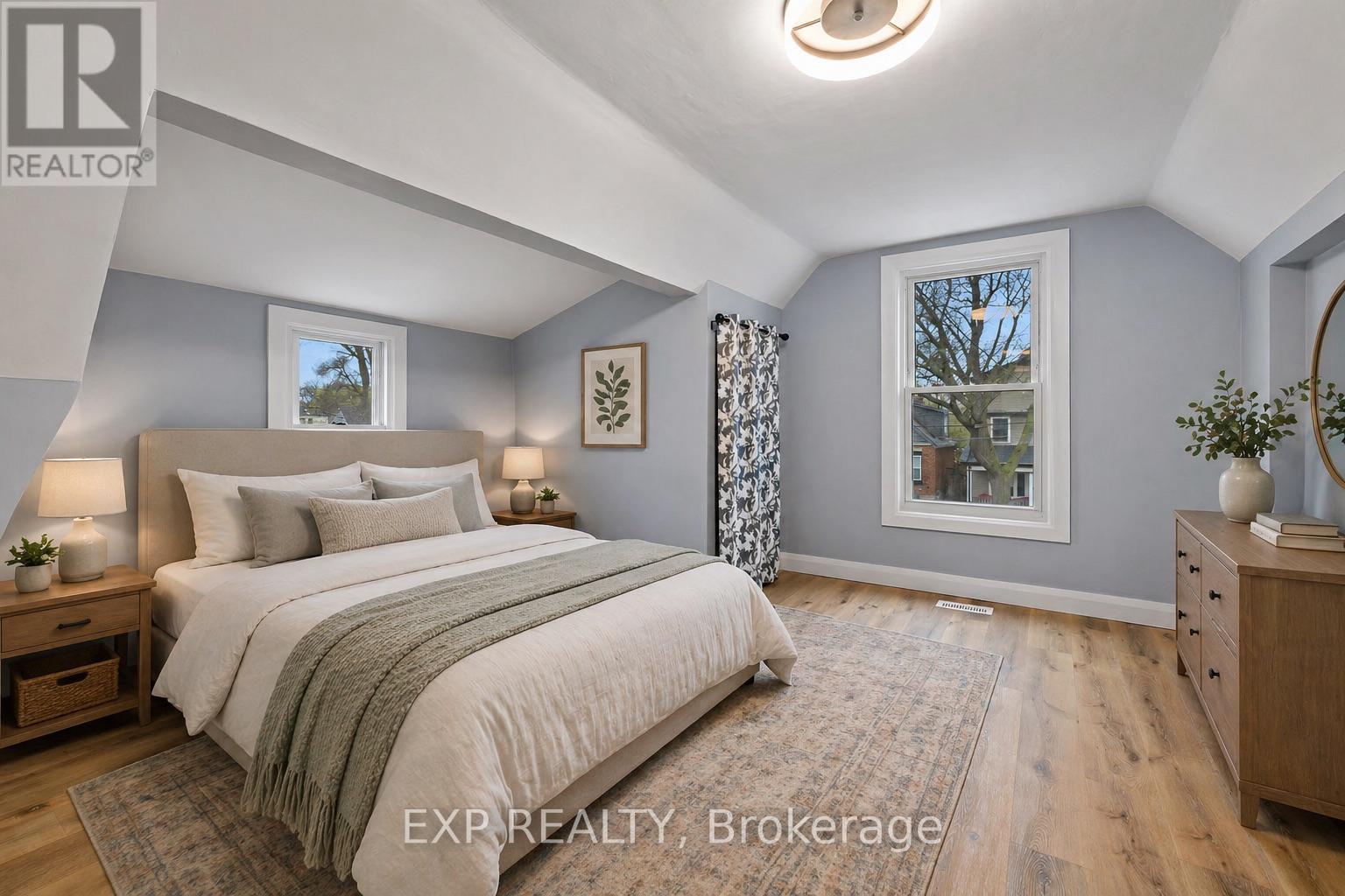 24 East 24th Street, Hamilton, Ontario  L8V 2X7 - Photo 26 - X13067426