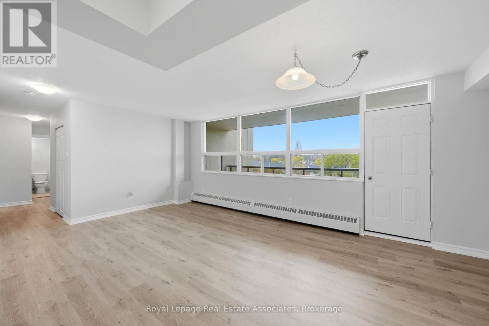 408 - 15 Nicklaus Drive, Hamilton, Ontario  L8K 5J5 - Photo 10 - X13067554