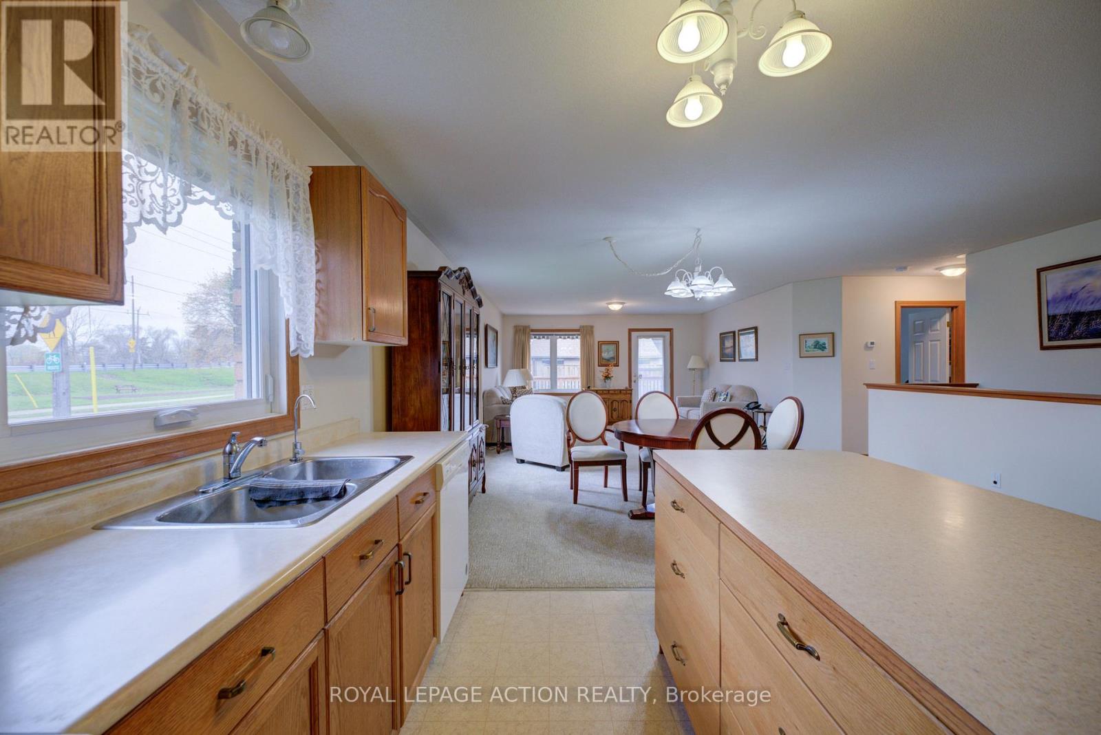 1 - 110 Somerset Road, Brantford, Ontario  N3R 5A8 - Photo 13 - X13067592
