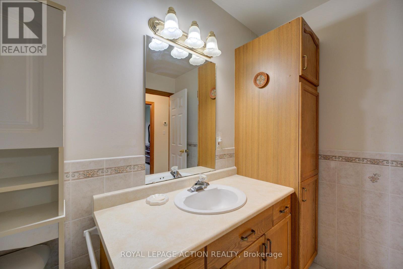 1 - 110 Somerset Road, Brantford, Ontario  N3R 5A8 - Photo 19 - X13067592