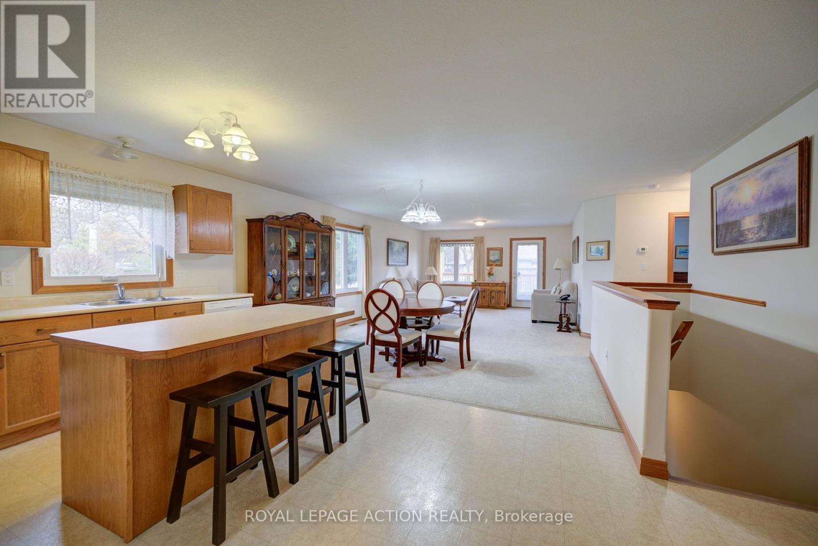 1 - 110 Somerset Road, Brantford, Ontario  N3R 5A8 - Photo 3 - X13067592