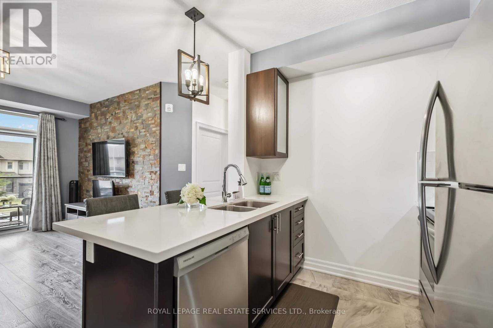 216 - 101 Shoreview Place, Hamilton, Ontario  L8E 0K2 - Photo 8 - X13067740