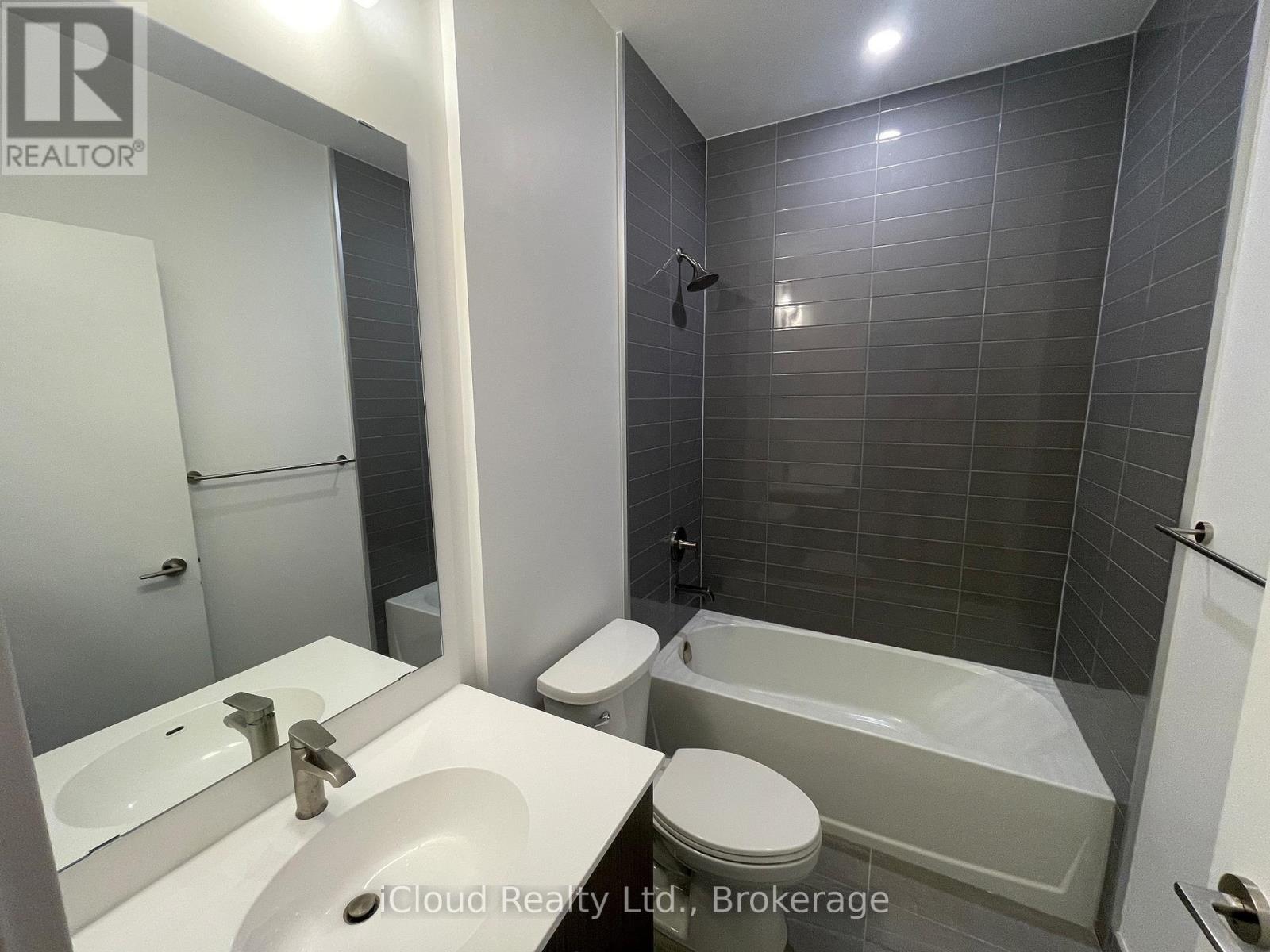 202 - 5 Wellington Street S, Kitchener, Ontario  N2G 0E3 - Photo 6 - X13067812