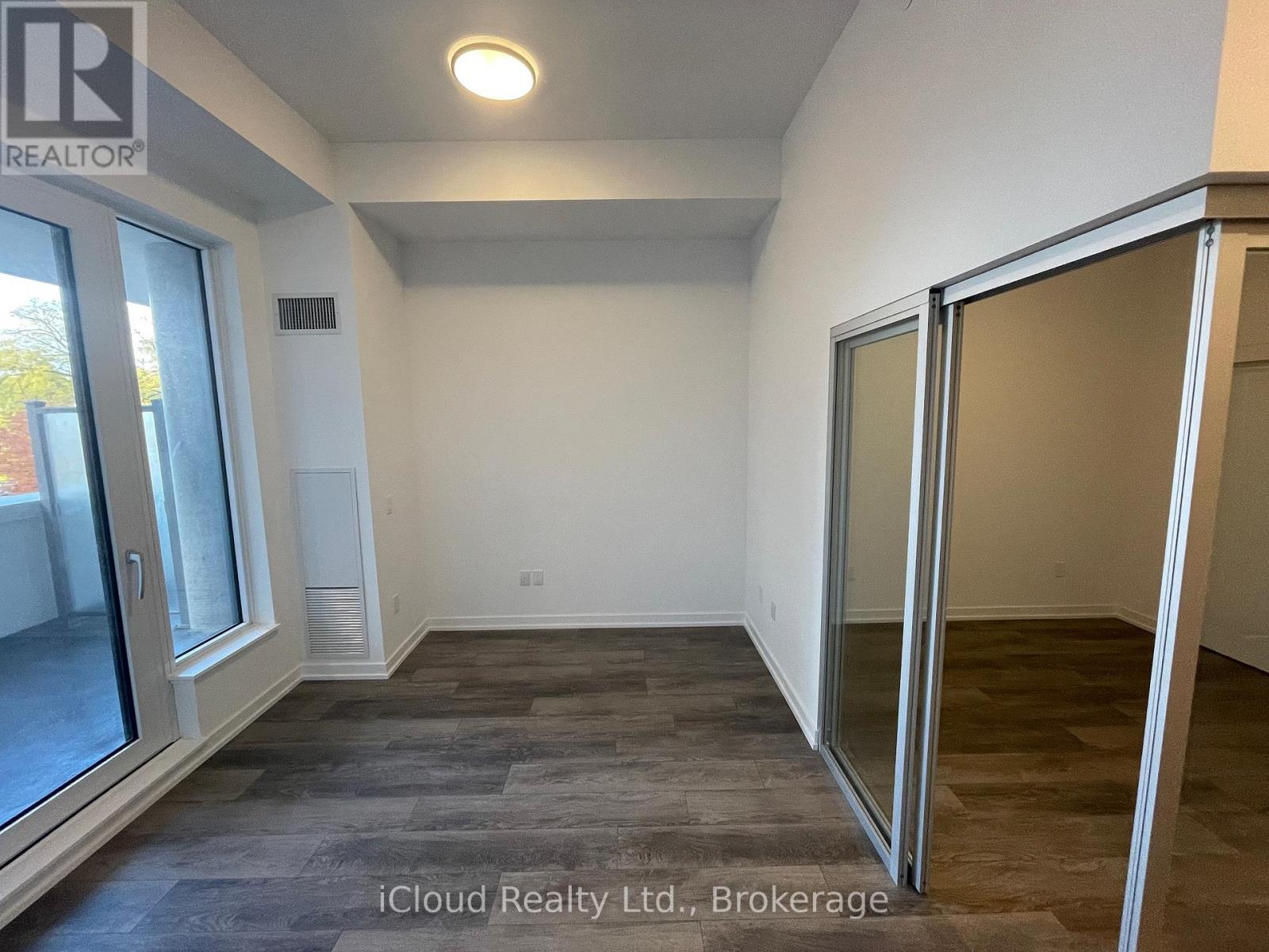 202 - 5 Wellington Street S, Kitchener, Ontario  N2G 0E3 - Photo 8 - X13067812