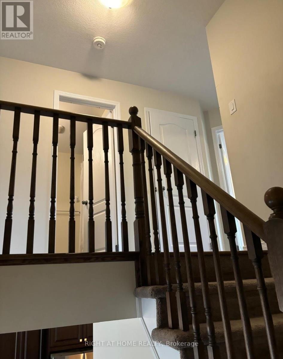 7761 White Pine Crescent, Niagara Falls, Ontario  L2H 3R4 - Photo 7 - X13067904