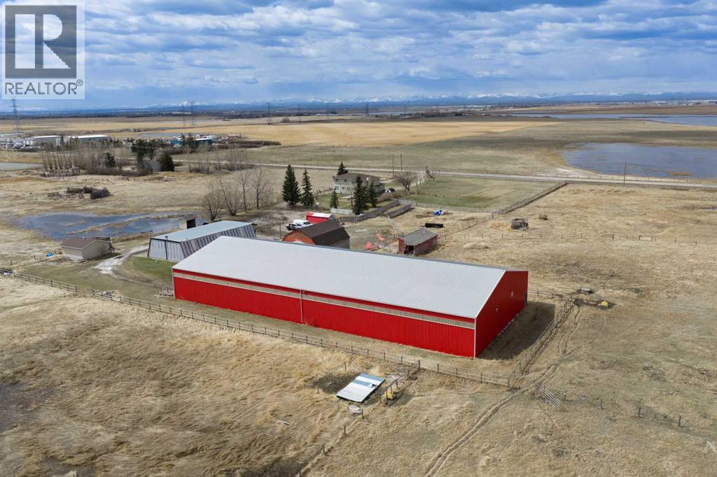 232228 Range Road 283, Rural Rocky View County, Alberta  T2Z 3T2 - Photo 9 - A2305908