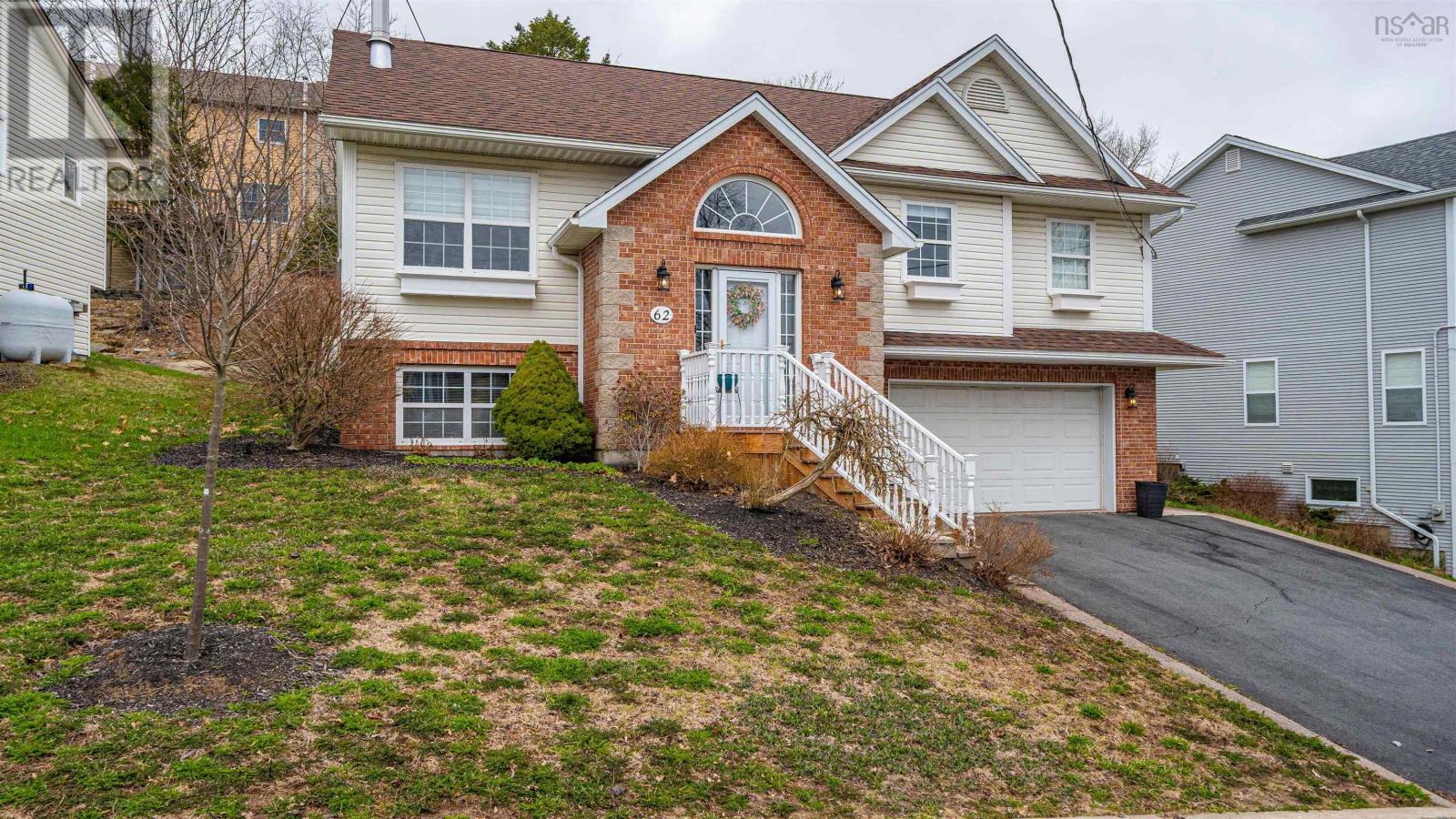 62 Nottingham, Bedford, Nova Scotia  B4A 3A5 - Photo 2 - 202609284