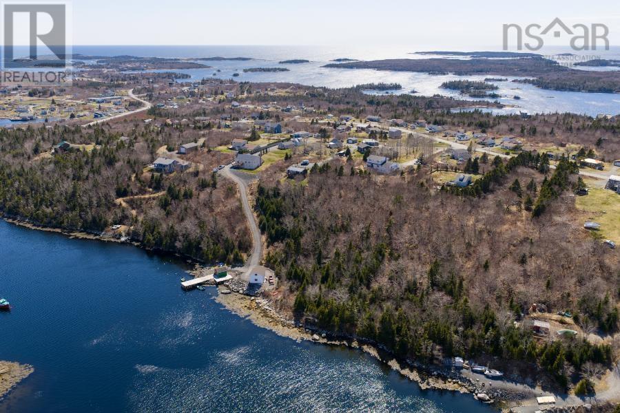 1484/1486 Terence Bay Road, Terence Bay, Nova Scotia  B3T 1X7 - Photo 5 - 202609303