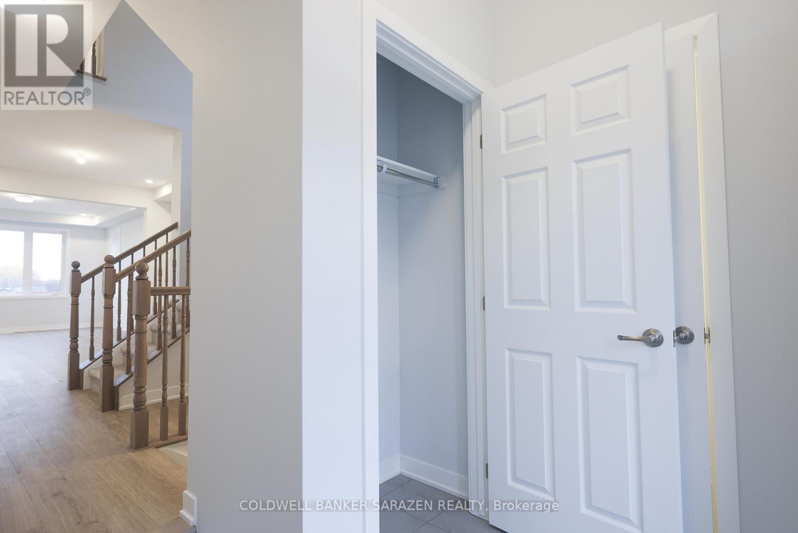 623 Allied Mews, Ottawa, Ontario  K2S 3A1 - Photo 2 - X13068242
