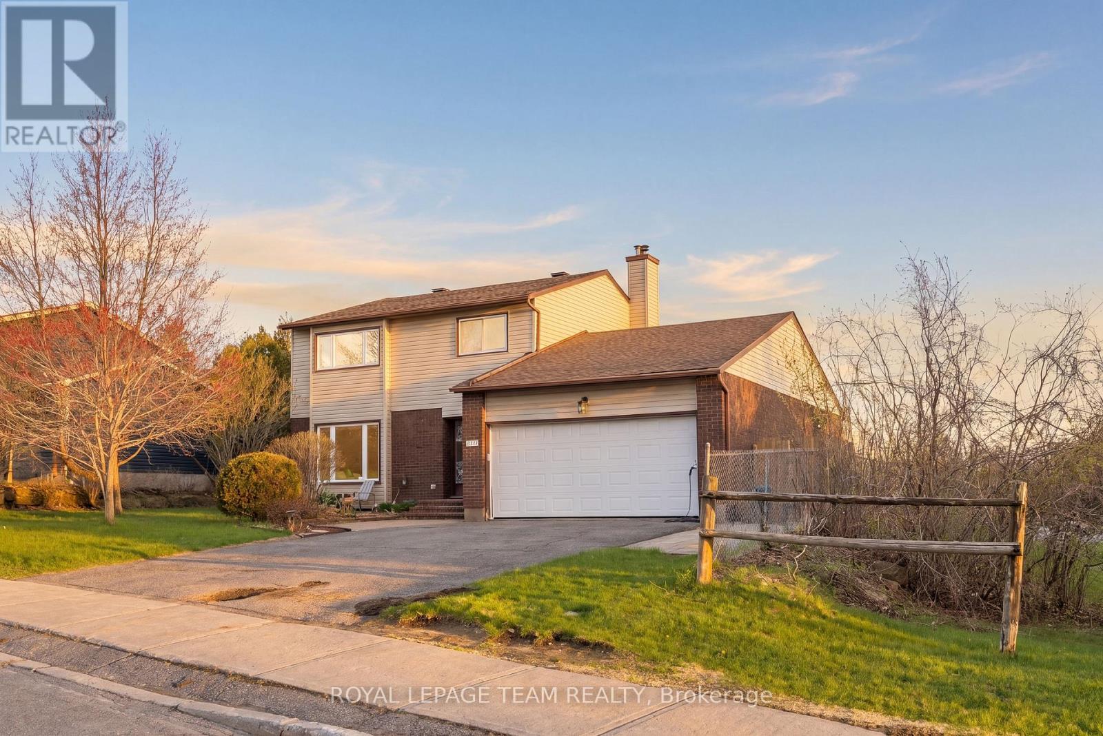 136 MALVERN DRIVE, Ottawa, Ontario