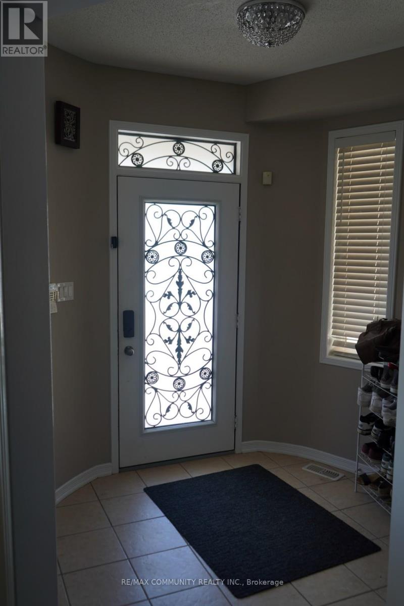 151 Gillett Drive, Ajax, Ontario  L1Z 0C1 - Photo 3 - E13065872