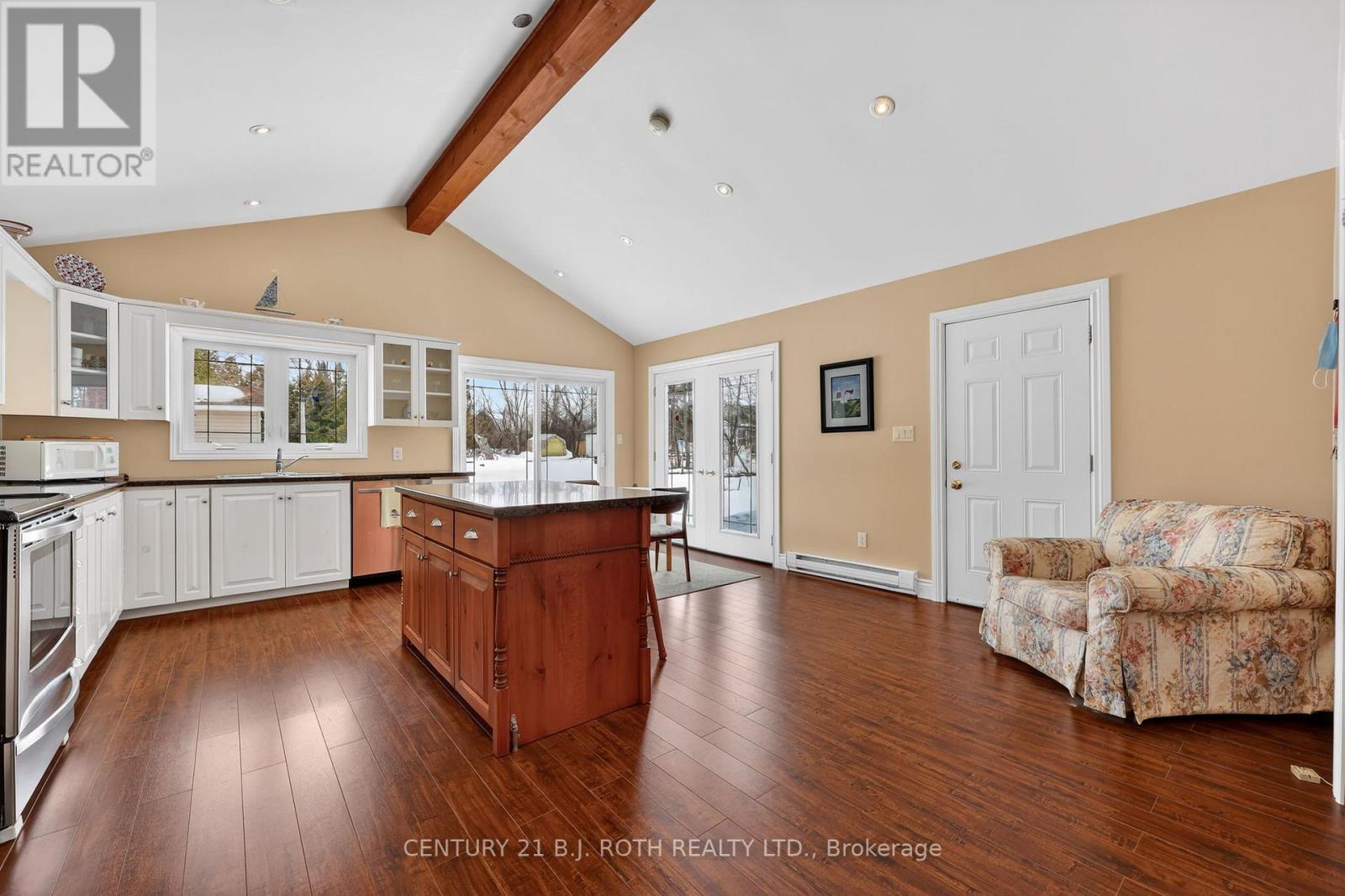 21 Treewood Lane, Kawartha Lakes, Ontario  K0M 2B0 - Photo 6 - X12925760