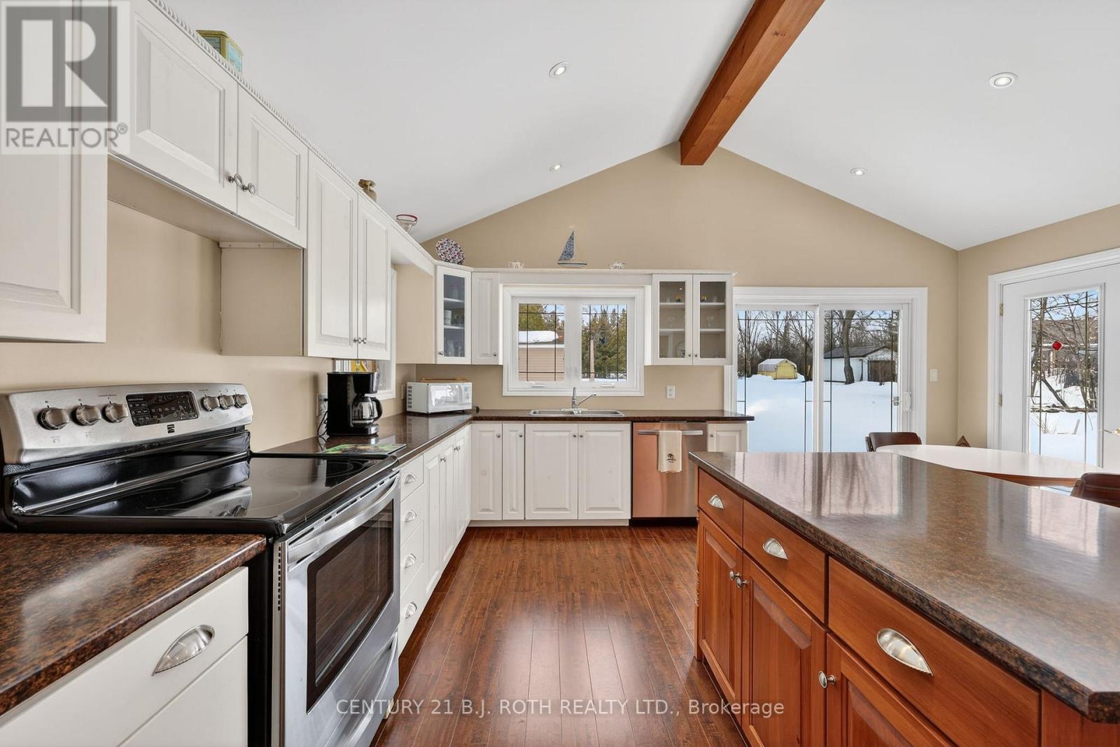 21 Treewood Lane, Kawartha Lakes, Ontario  K0M 2B0 - Photo 9 - X12925760