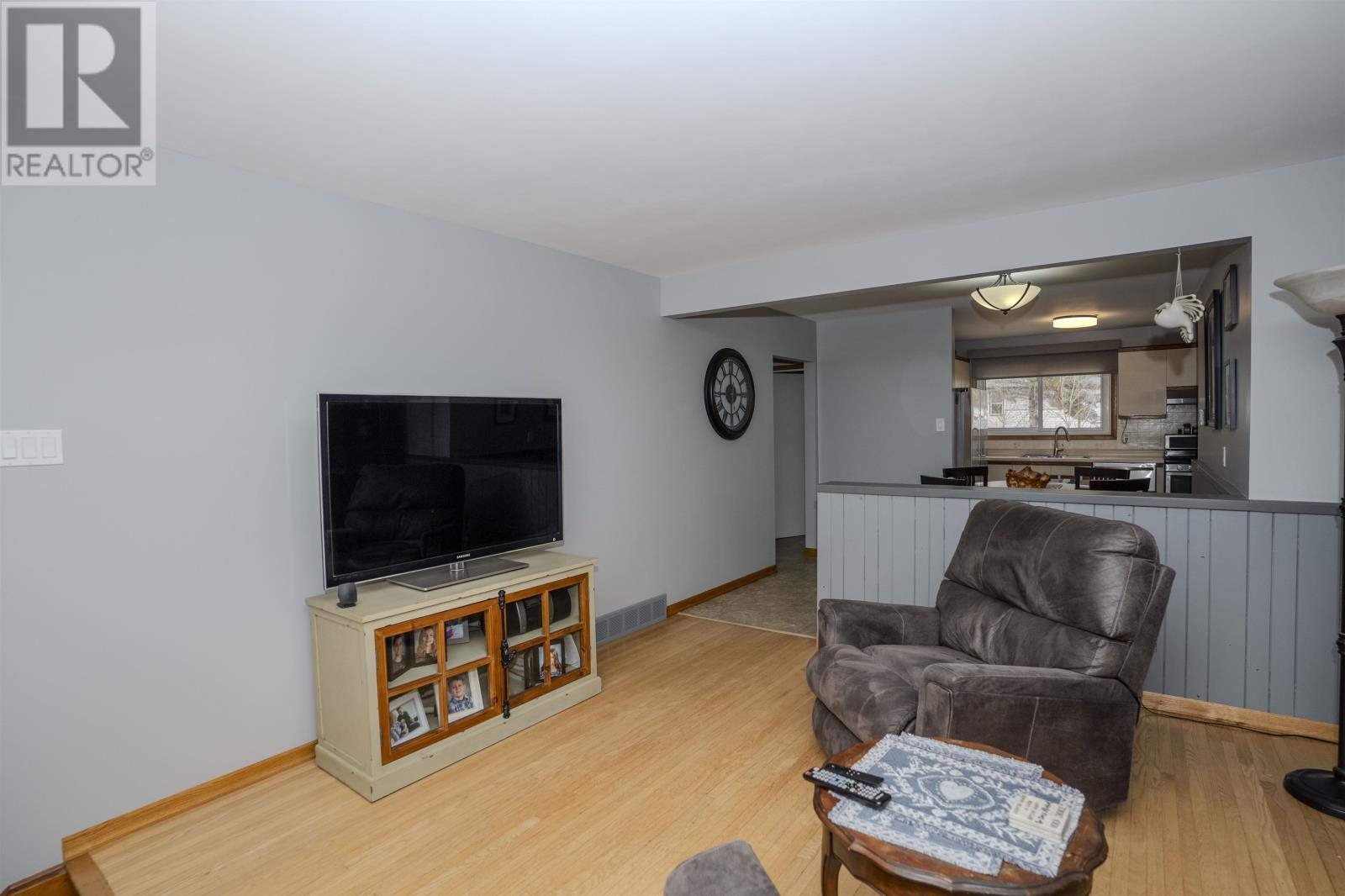 874 Erie Ave E, Thunder Bay, Ontario  P7A 6N2 - Photo 13 - TB2600873