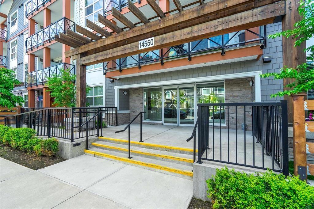 207 14550 Winter Crescent, Surrey, British Columbia  V4P 0G4 - Photo 4 - R3117878