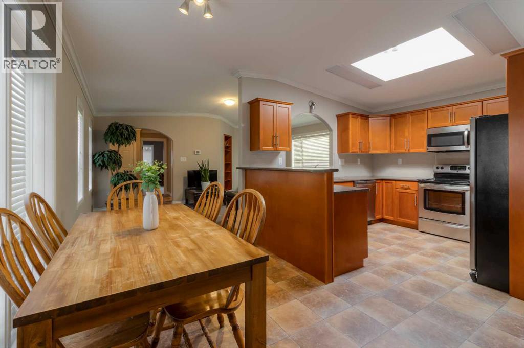 4008 Applewood Road, Coaldale, Alberta  T1M 0C6 - Photo 6 - A2299390
