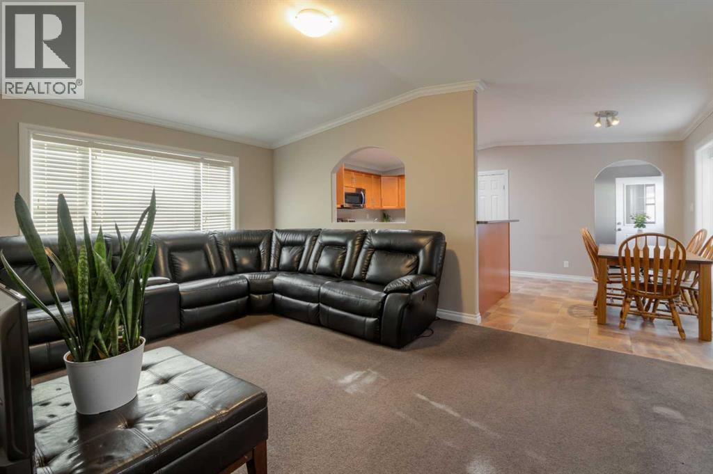 4008 Applewood Road, Coaldale, Alberta  T1M 0C6 - Photo 12 - A2299390