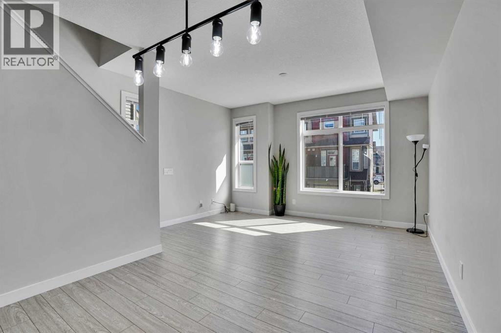 104 Legacy Path SE, Calgary, Alberta  T2X 4H9 - Photo 6 - A2300407