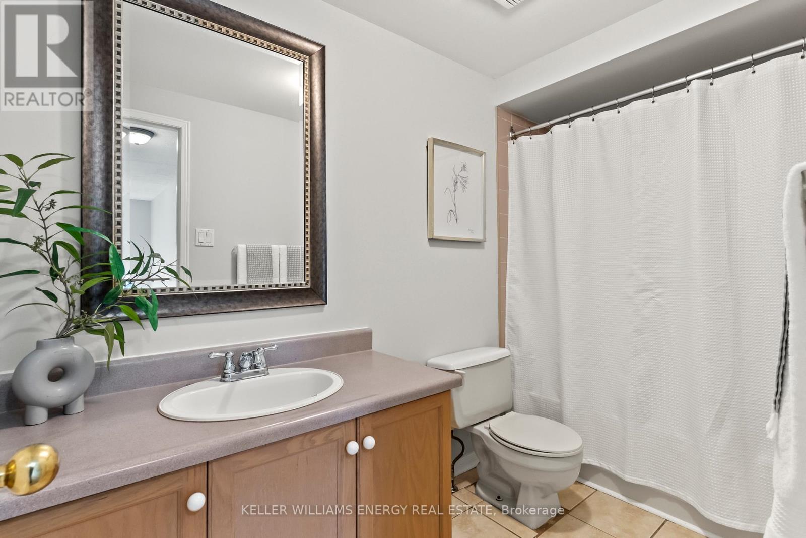 62 Woodstone Place, Whitby, Ontario  L1R 1S8 - Photo 21 - E13062120