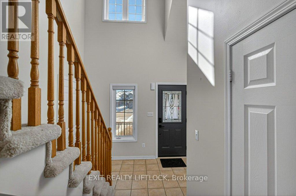 1418 Hancox Court, Peterborough, Ontario  K9K 2M2 - Photo 3 - X12860484