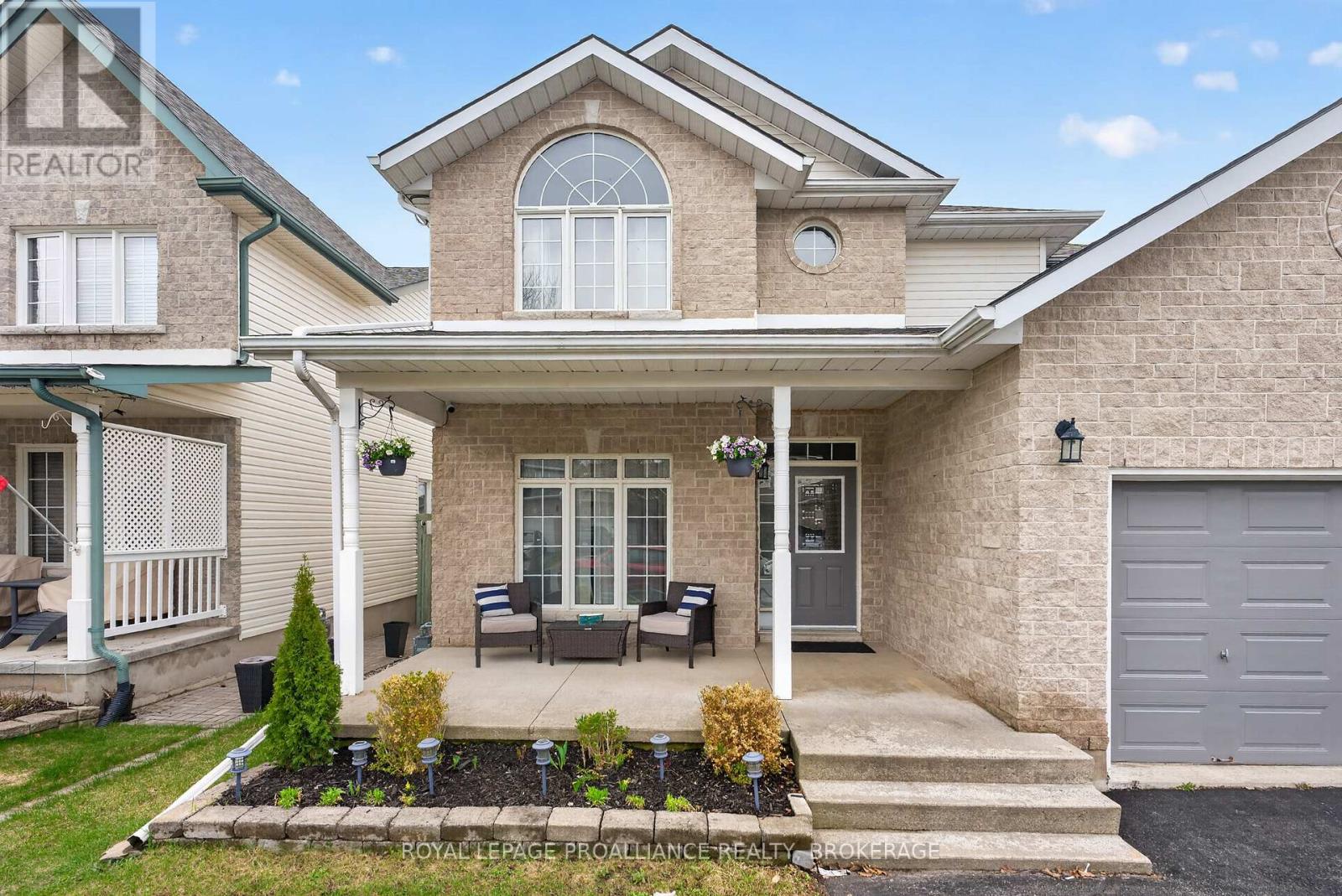 975 Bluffwood Avenue, Kingston, Ontario  K7K 7K5 - Photo 2 - X13055666