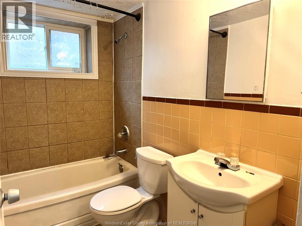 2035 University Avenue West Unit# 101, Windsor, Ontario  N9B 1E1 - Photo 10 - 26009771