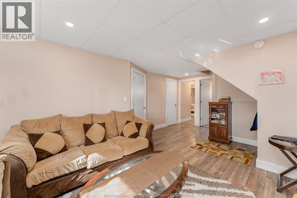 9978 Forest Glade Court Unit# 5, Windsor, Ontario  N8R 2B9 - Photo 23 - 26009765