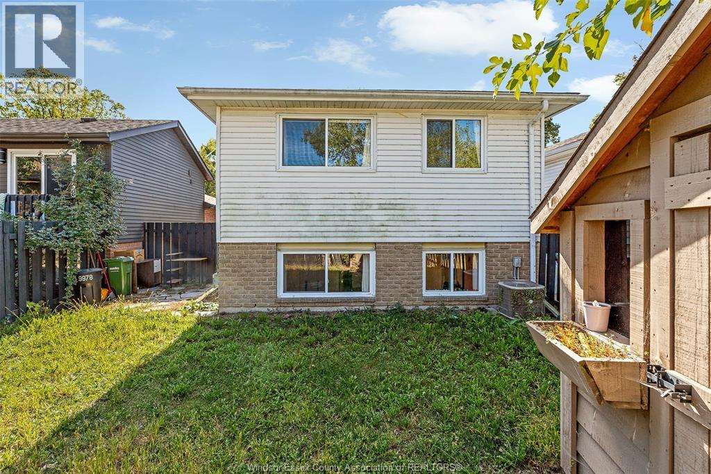9978 Forest Glade Court Unit# 5, Windsor, Ontario  N8R 2B9 - Photo 30 - 26009765