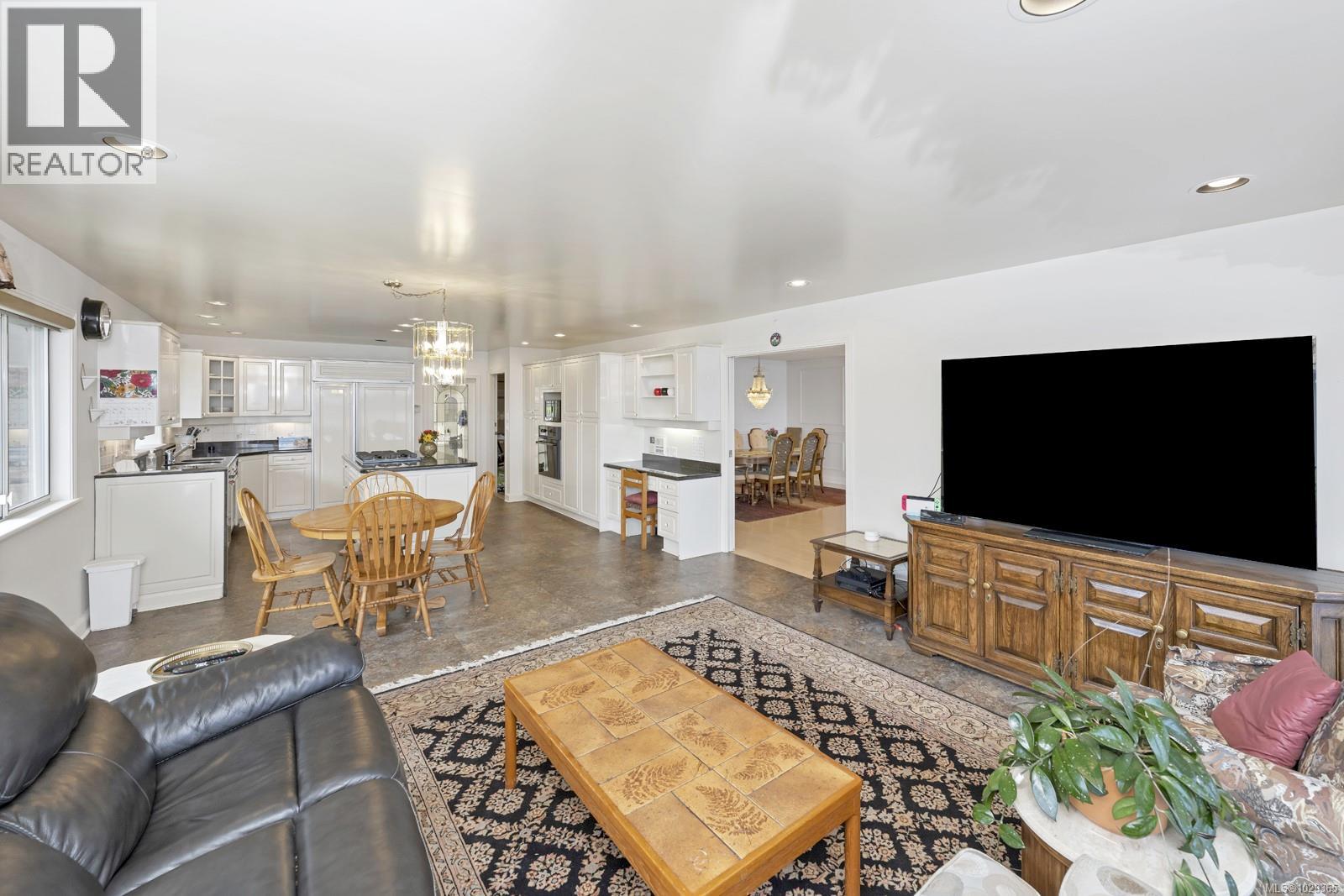 3565 Beach Dr, Oak Bay, British Columbia  V8R 6M6 - Photo 22 - 1029365