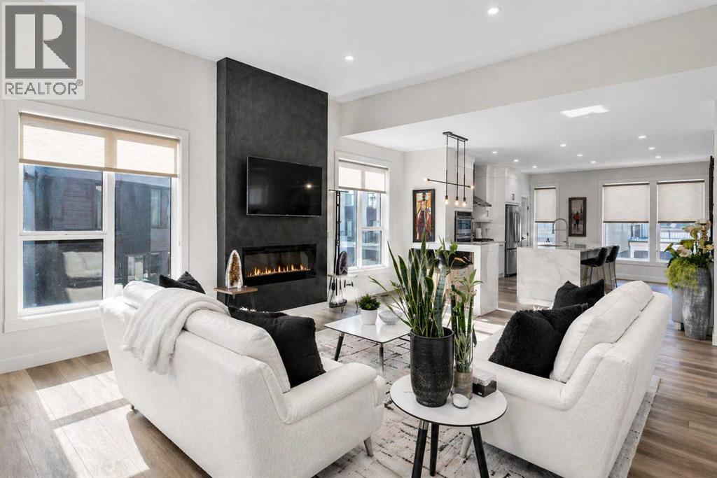 244 Sovereign Common SW, Calgary, Alberta  T3C 3Y3 - Photo 10 - A2296048