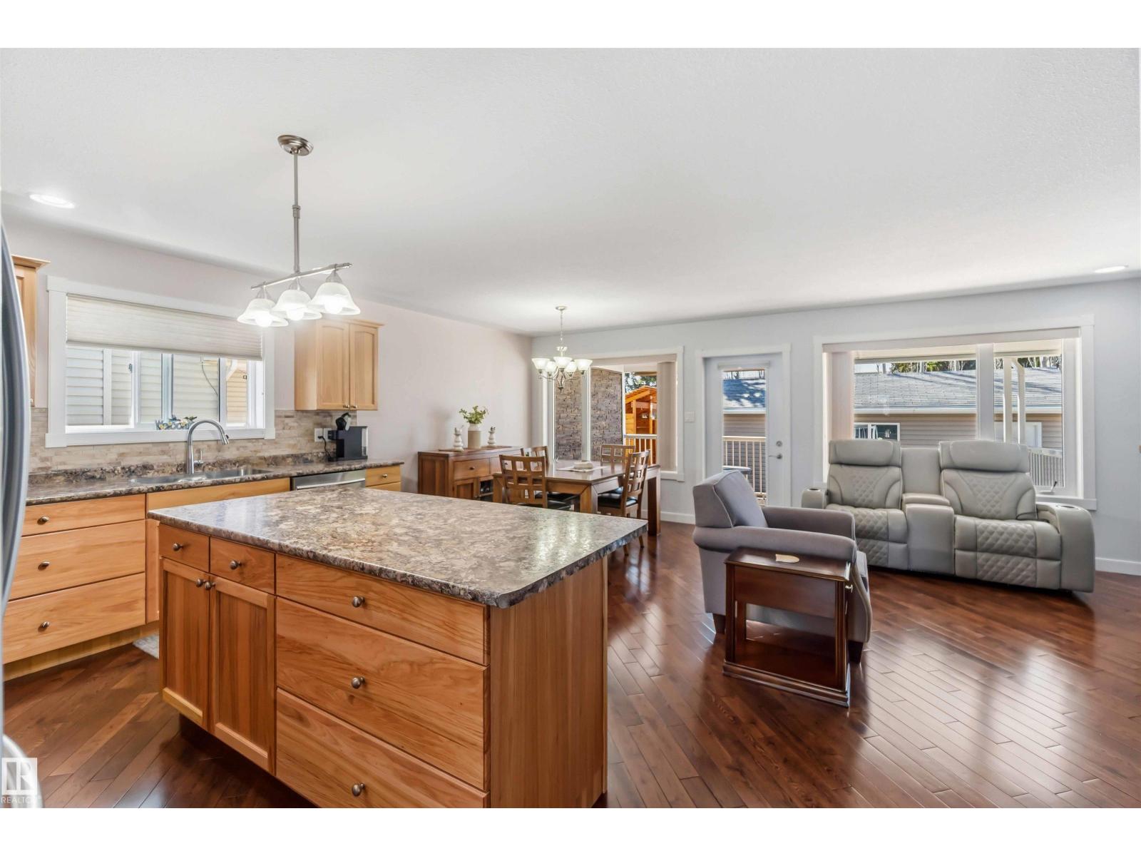 320 St. John St, Cardiff, Alberta  T8R 2G5 - Photo 15 - E4485122