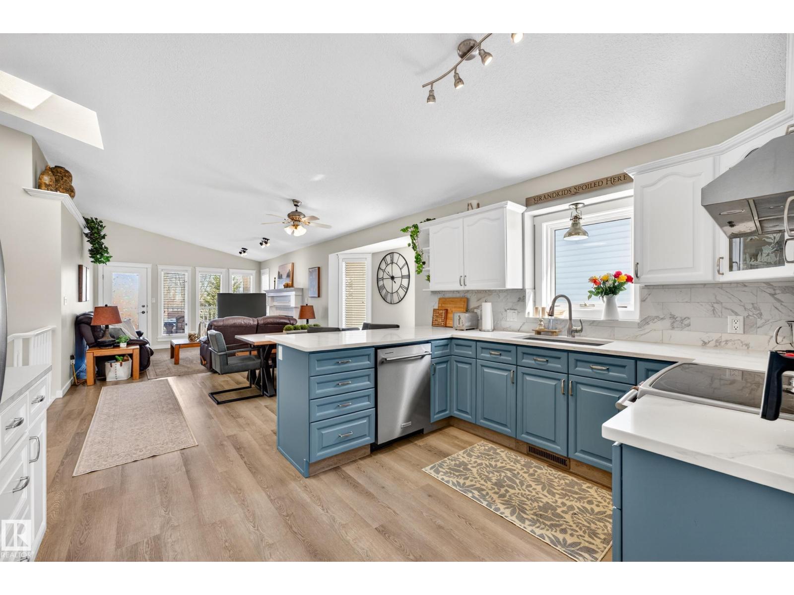 40 Charlton Cr, Sherwood Park, Alberta  T8A 3T2 - Photo 9 - E4485123