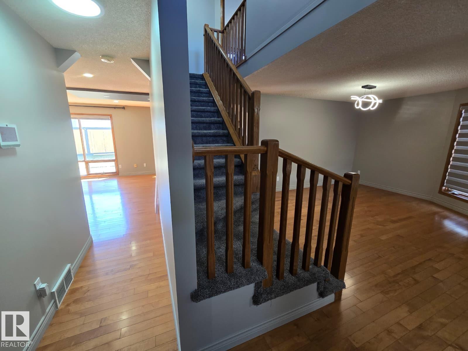 3007 44a Av Nw, Edmonton, Alberta  T6T 1H1 - Photo 20 - E4485126