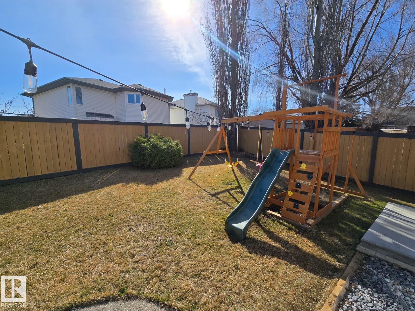 3007 44a Av Nw, Edmonton, Alberta  T6T 1H1 - Photo 3 - E4485126