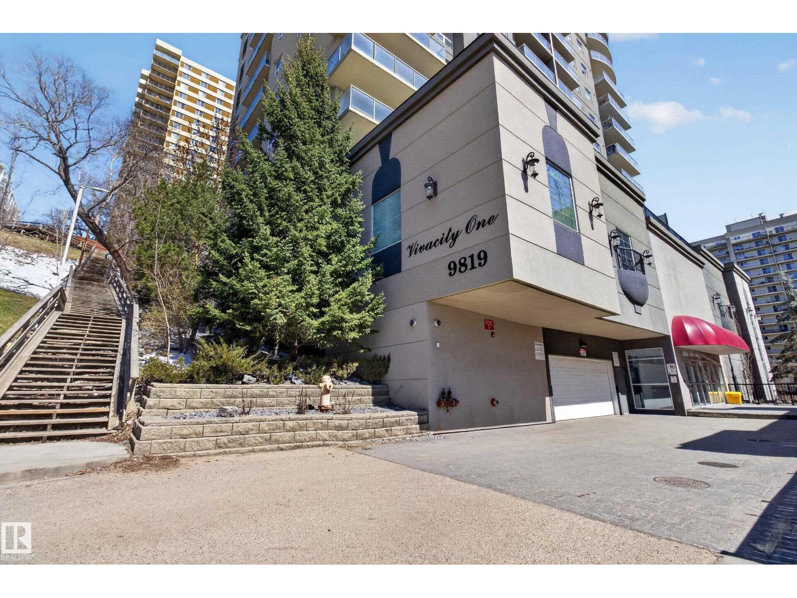 #202 9819 104 St Nw, Edmonton, Alberta  T5K 0Y8 - Photo 3 - E4485127