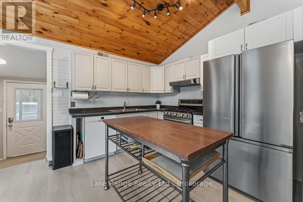 3 Cathcart Street, Huron-Kinloss, Ontario N2Z 2X6 - Photo 9 - X12899744