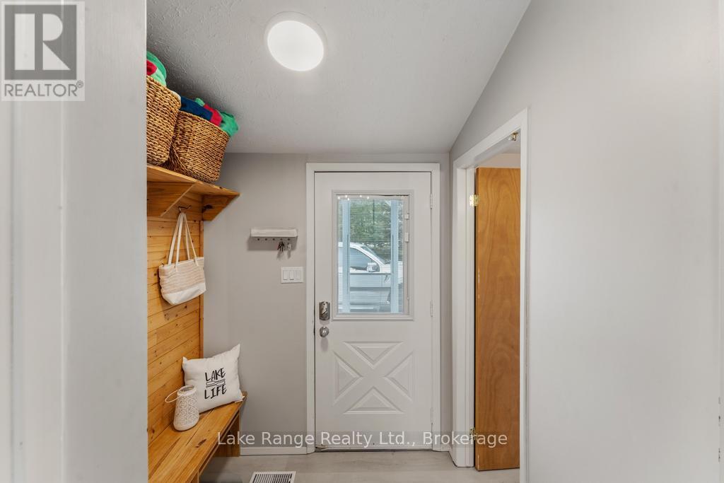 3 Cathcart Street, Huron-Kinloss, Ontario N2Z 2X6 - Photo 5 - X12899744