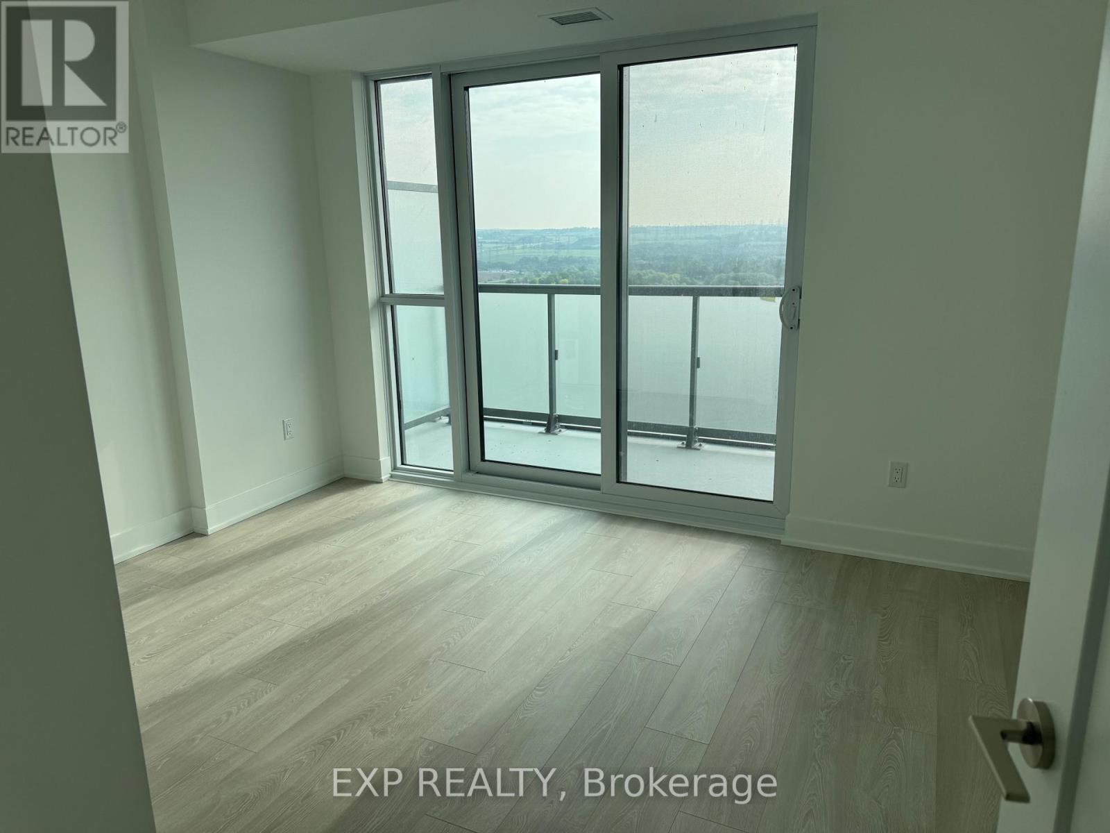 2403 - 2545 Simcoe Street N, Oshawa, Ontario  L1L 0W3 - Photo 4 - E13068010
