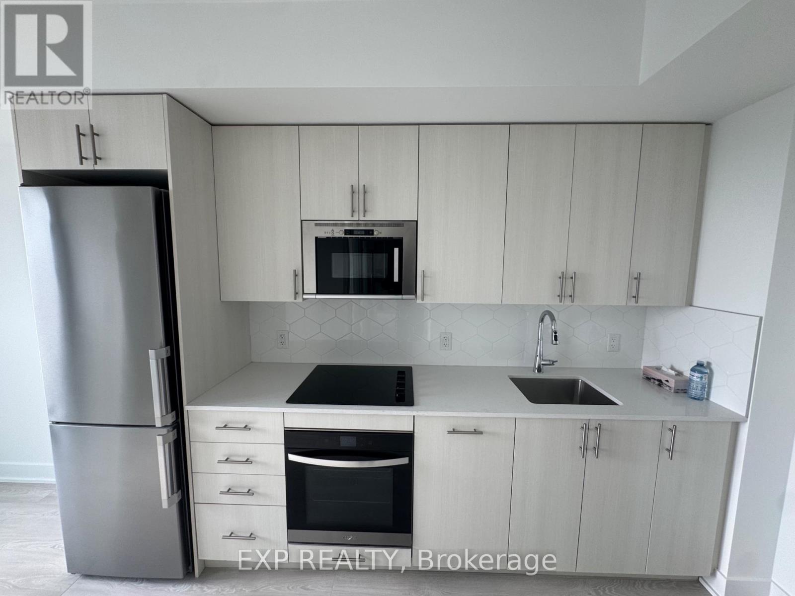 2403 - 2545 Simcoe Street N, Oshawa, Ontario  L1L 0W3 - Photo 6 - E13068010