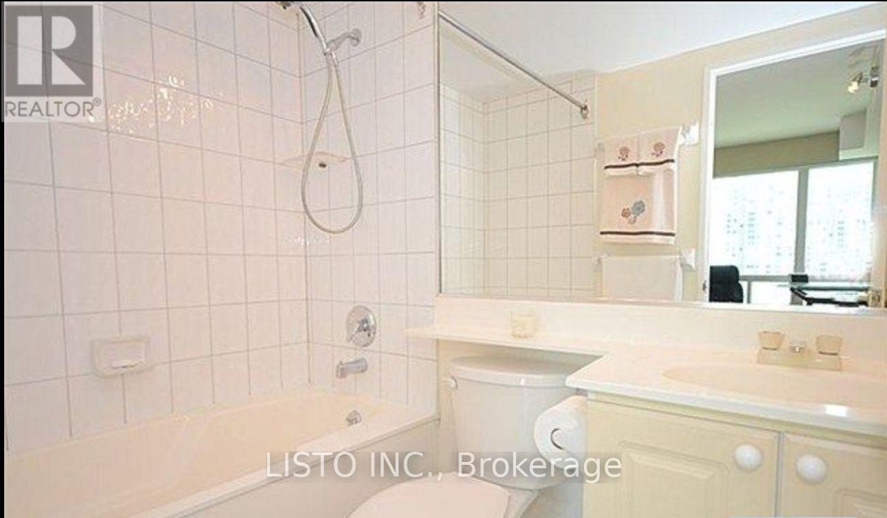 2009 - 8 Lee Centre Drive, Toronto, Ontario  M1H 3H8 - Photo 13 - E13068036