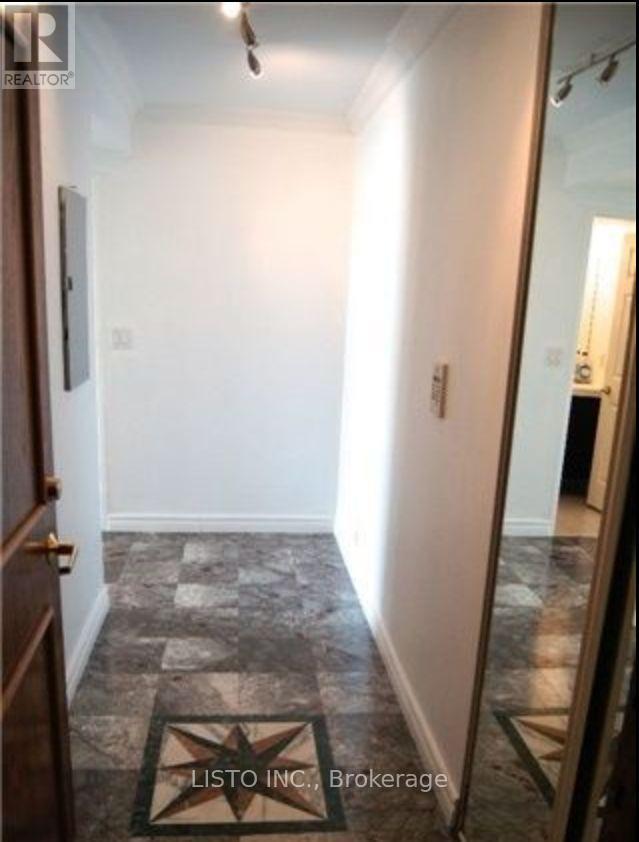 2009 - 8 Lee Centre Drive, Toronto, Ontario  M1H 3H8 - Photo 14 - E13068036