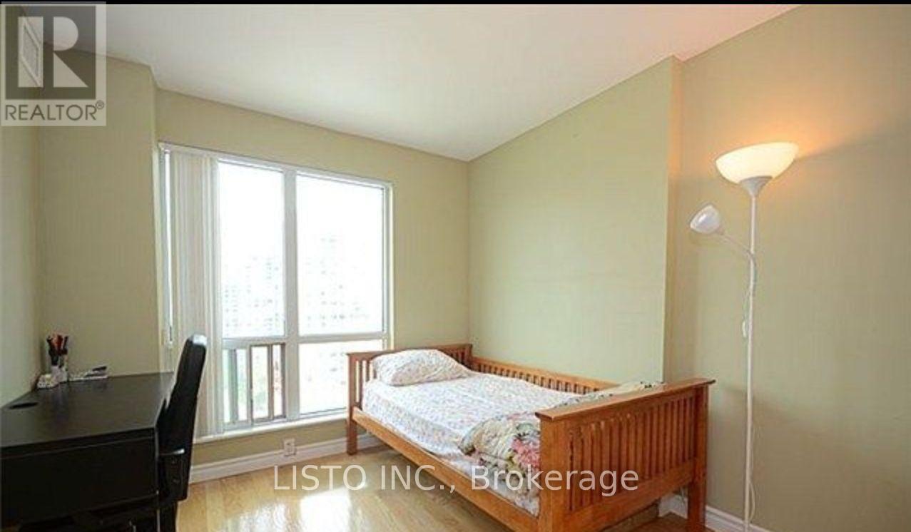 2009 - 8 Lee Centre Drive, Toronto, Ontario  M1H 3H8 - Photo 9 - E13068036