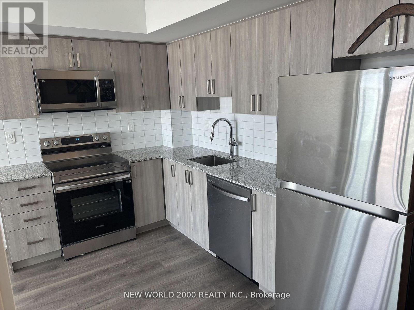 1711 - 1435 Celebration Drive, Pickering, Ontario  L1W 0C4 - Photo 3 - E13068144