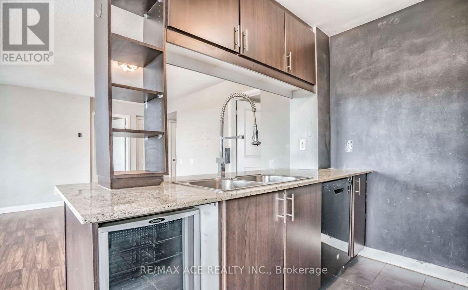 1202 - 25 Town Centre Court, Toronto, Ontario  M1P 0B4 - Photo 11 - E13068174