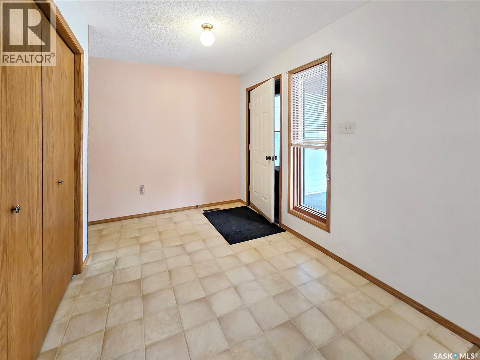 12 St Paul Street, South Qu'appelle Rm No. 157, Saskatchewan  S0G 0E0 - Photo 2 - SK034443