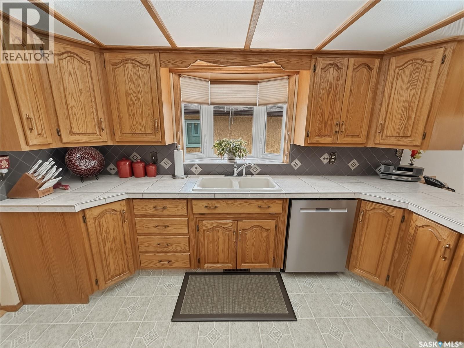 412 Curry Crescent, Swift Current, Saskatchewan  S9H 4X4 - Photo 14 - SK034273