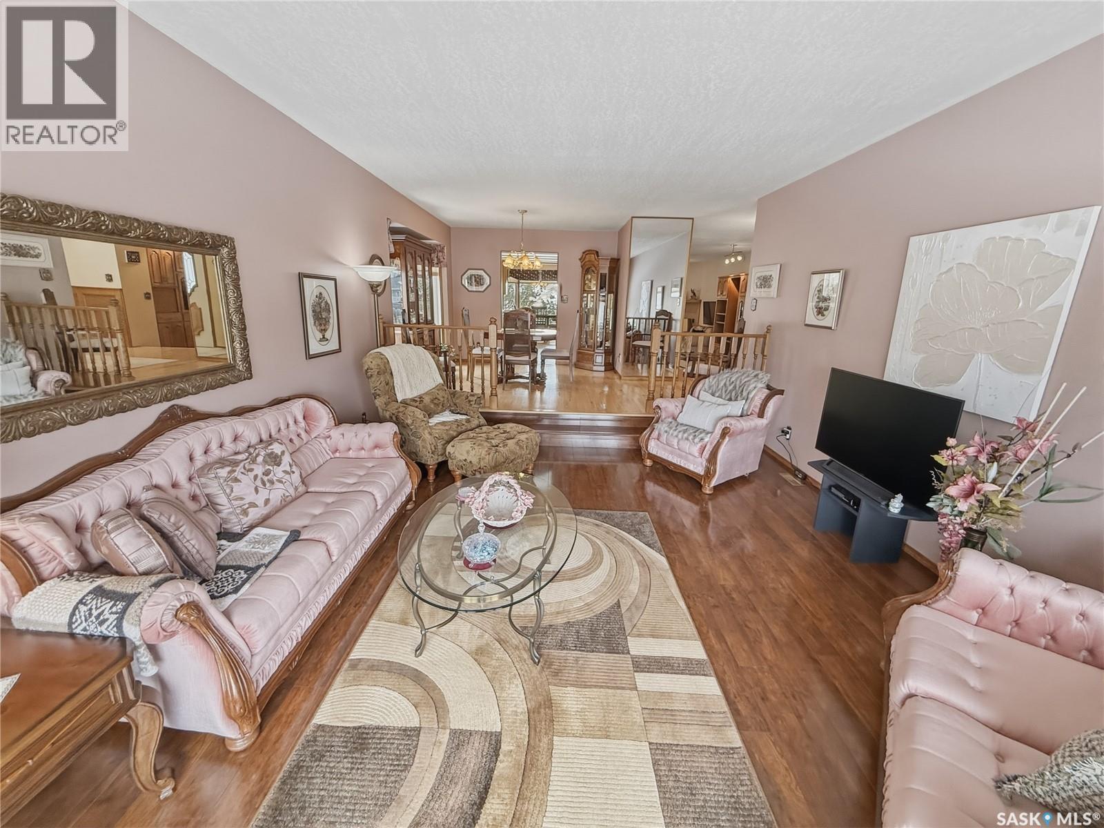 412 Curry Crescent, Swift Current, Saskatchewan  S9H 4X4 - Photo 20 - SK034273