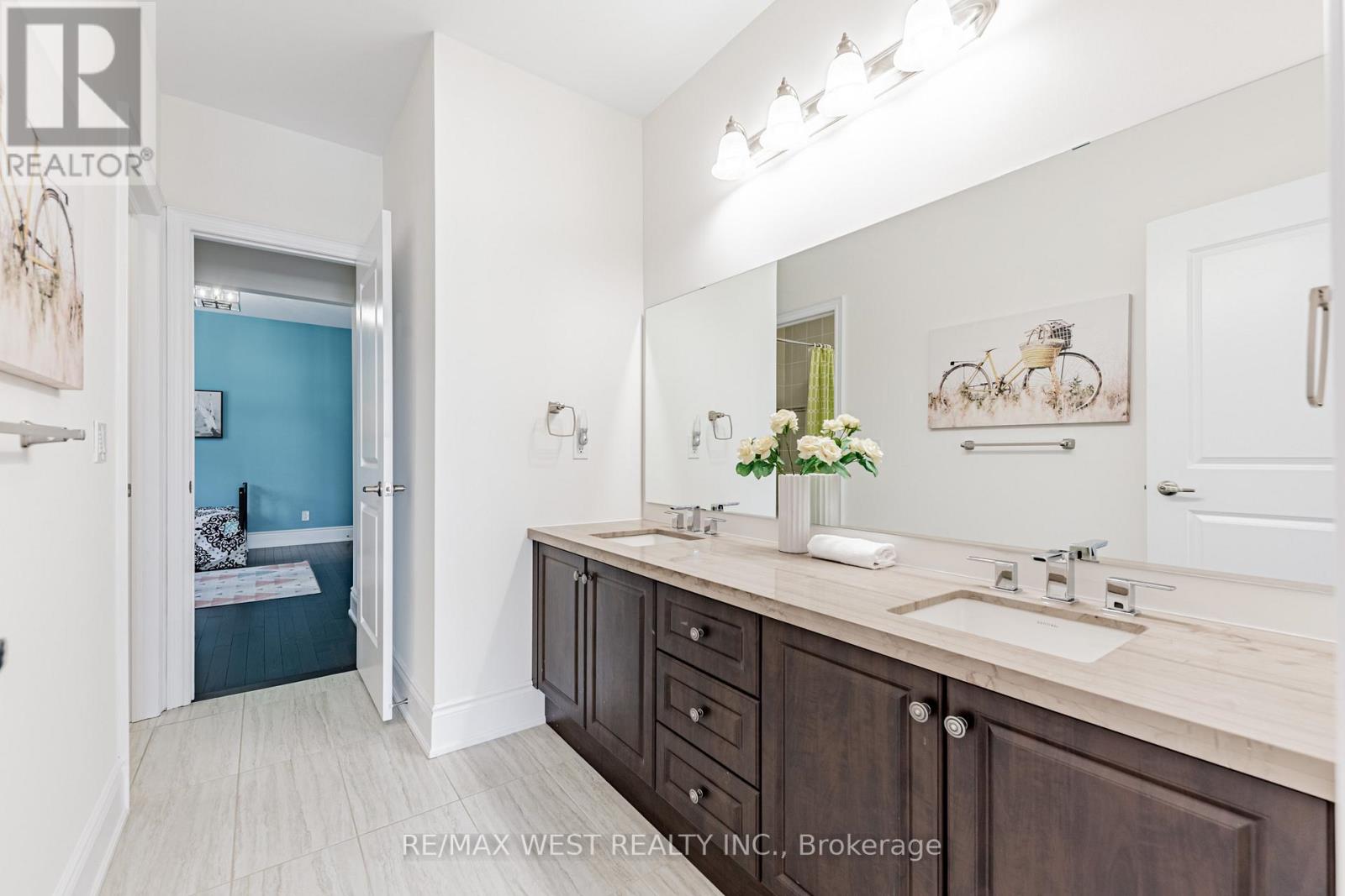 175 Woodgate Pines Drive, Vaughan, Ontario  L4H 4K5 - Photo 15 - N13068082