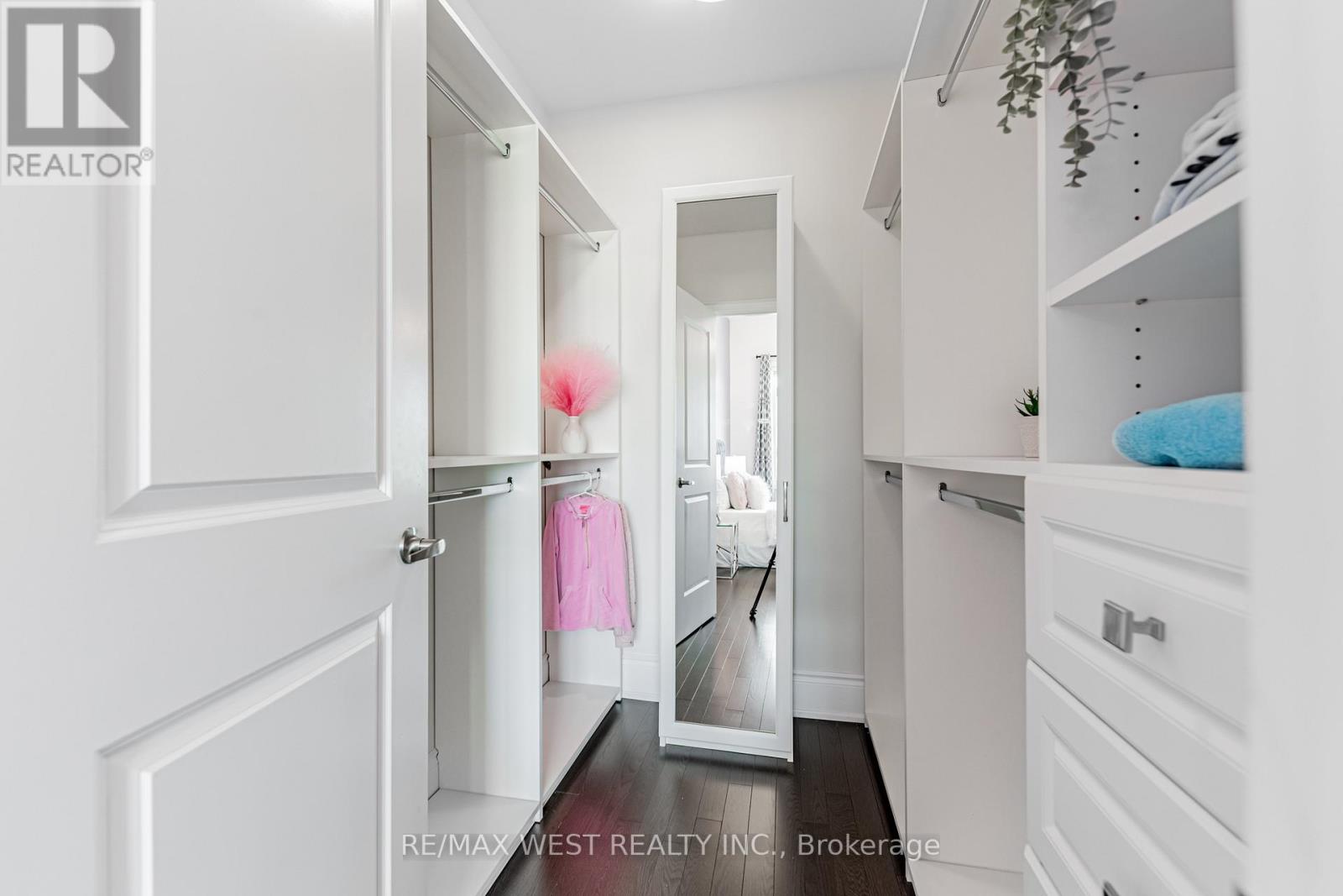 175 Woodgate Pines Drive, Vaughan, Ontario  L4H 4K5 - Photo 18 - N13068082